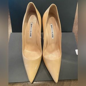Manolo Blahnik BB 105 Pump Beige/Nude size 39